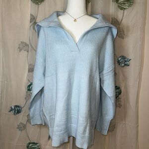 Oversized women’s blue soft sweater v neck long sleeve